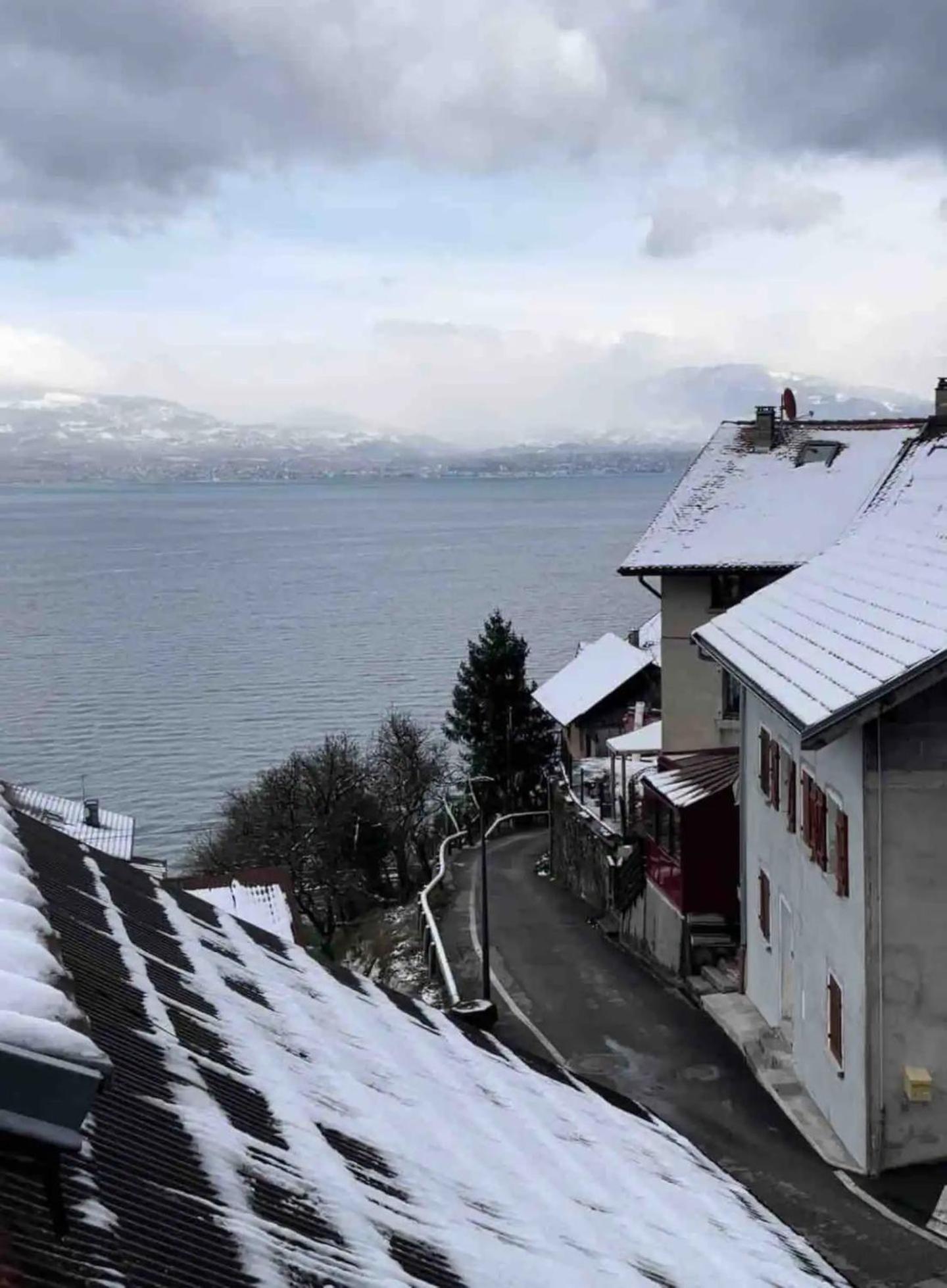 Chez Malou & Hugo Vue Lac Proche Suisse & Stations ! Saint Gingolph Bagian luar foto