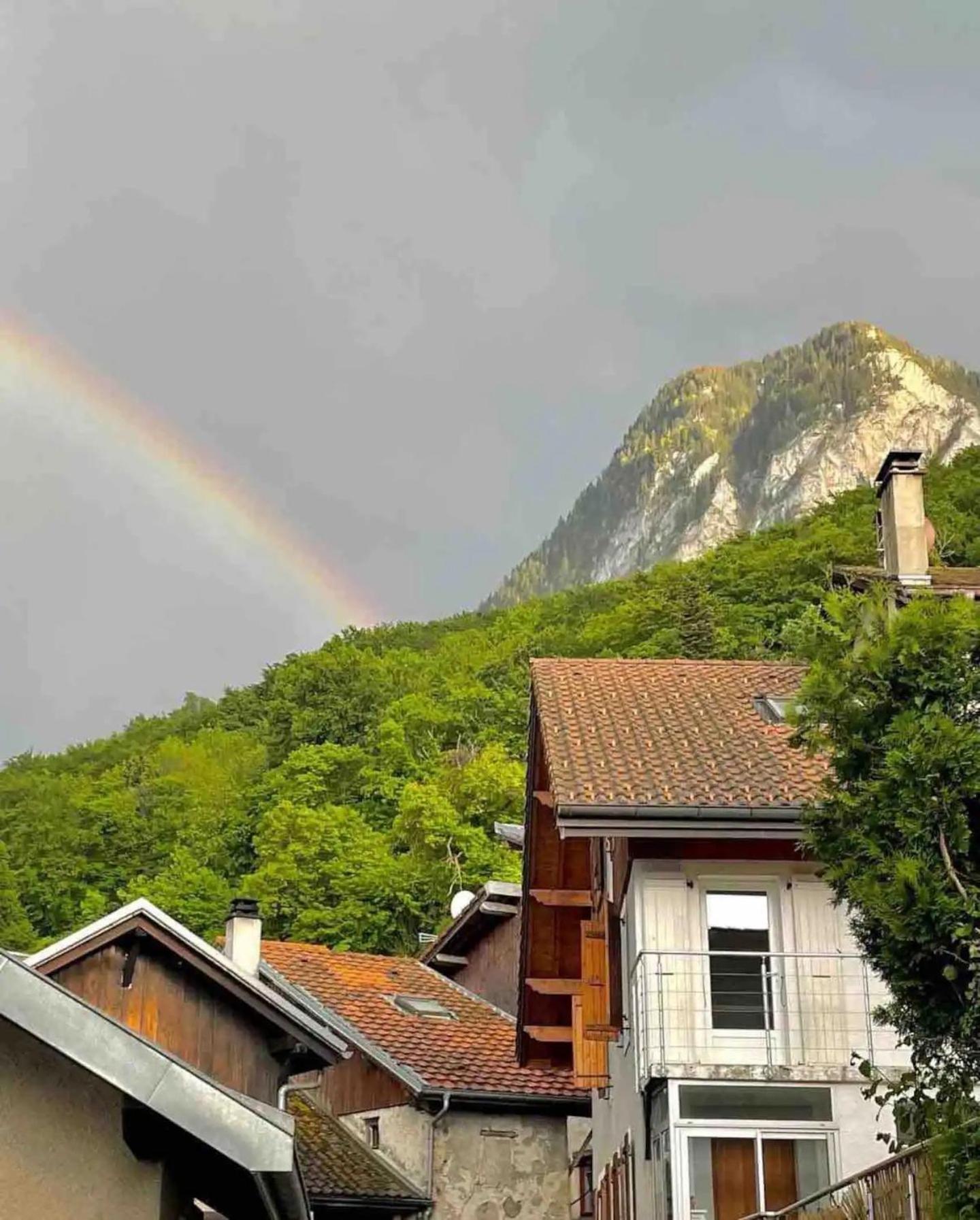 Chez Malou & Hugo Vue Lac Proche Suisse & Stations ! Saint Gingolph Bagian luar foto